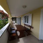 Eden Apartment *