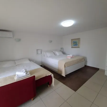 Apartment Eden Kornic