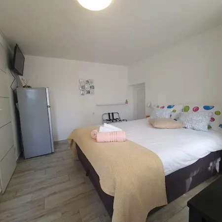Eden Apartmán *