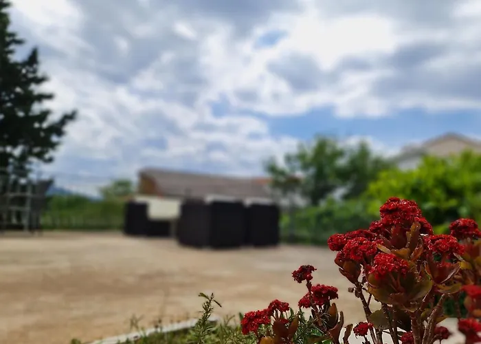 Eden 公寓