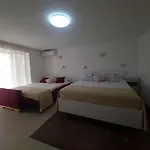 Eden Apartamento Kornić
