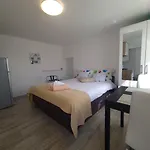 Apartment Eden
