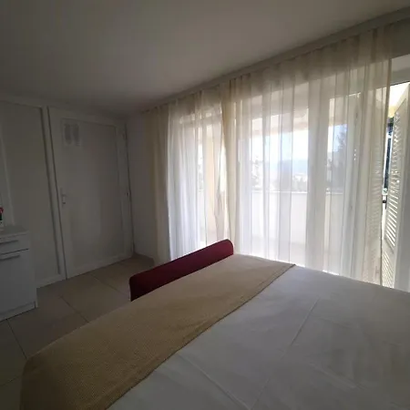 Eden Apartment